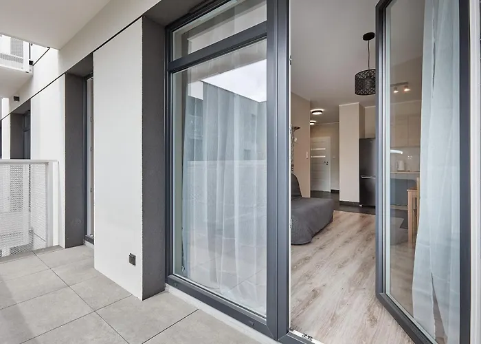 Airport Homely By Bookinghost Lejlighed Poznań