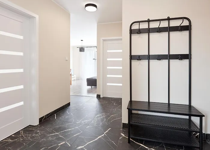 Lejlighed Airport Homely By Bookinghost Poznań